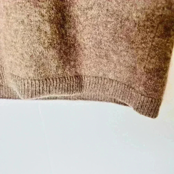 Maddison 100% Cashmere Turtleneck Sweater - Picture 4 of 6